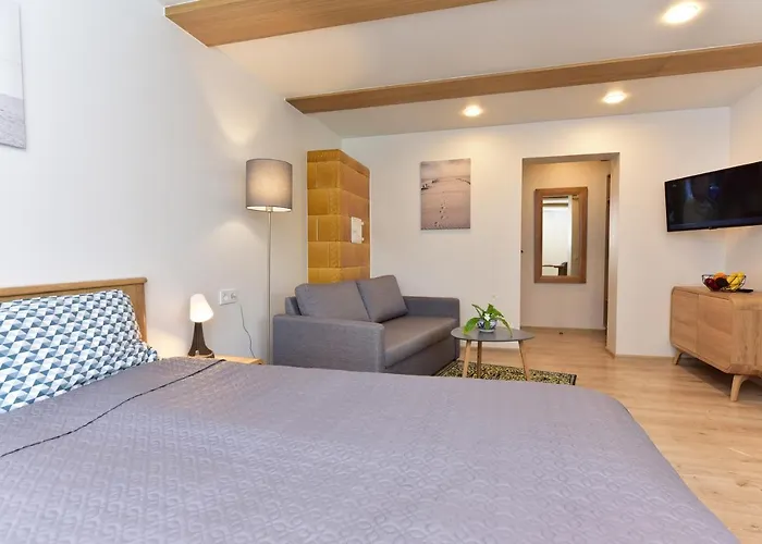 Smiltis פלאנגה